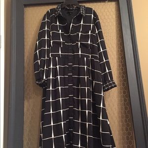 Who What Wear Dress Black/White Size XL